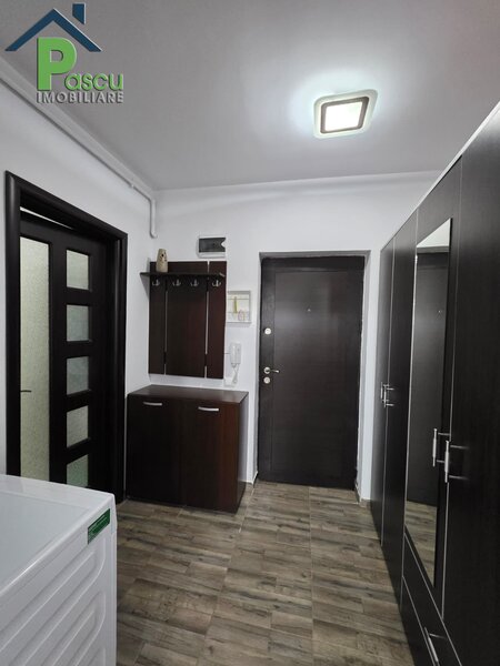 Giurgiului, str. Zetarilor, bloc 2018, cf. I, 35 mpu, centrala proprie